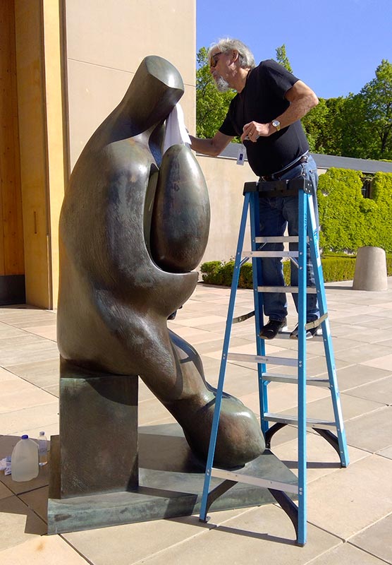 henry-moore-bronze-sculpture